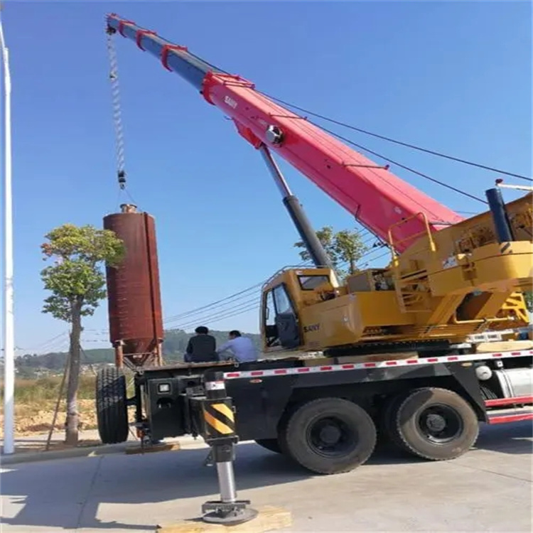 鸡泽县专业吊车租赁多少钱