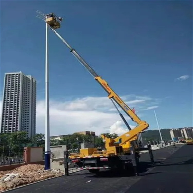 鸡泽县维修路灯的曲臂升降车出租