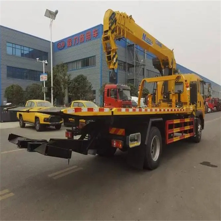 鸡泽县附近小随车吊出租电话，轻松解决搬运烦恼