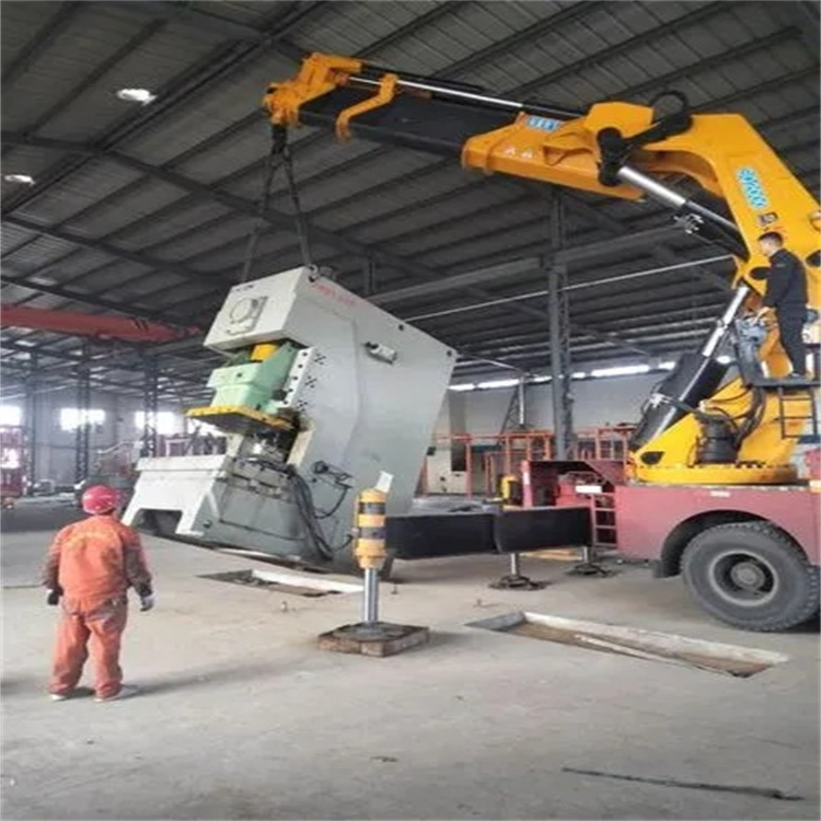 鸡泽县80吨折臂吊车出租附近电话